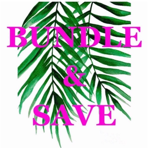 NIB! Football Helmet Earrings Rhinestones & Pearls - Picture 6 of 7